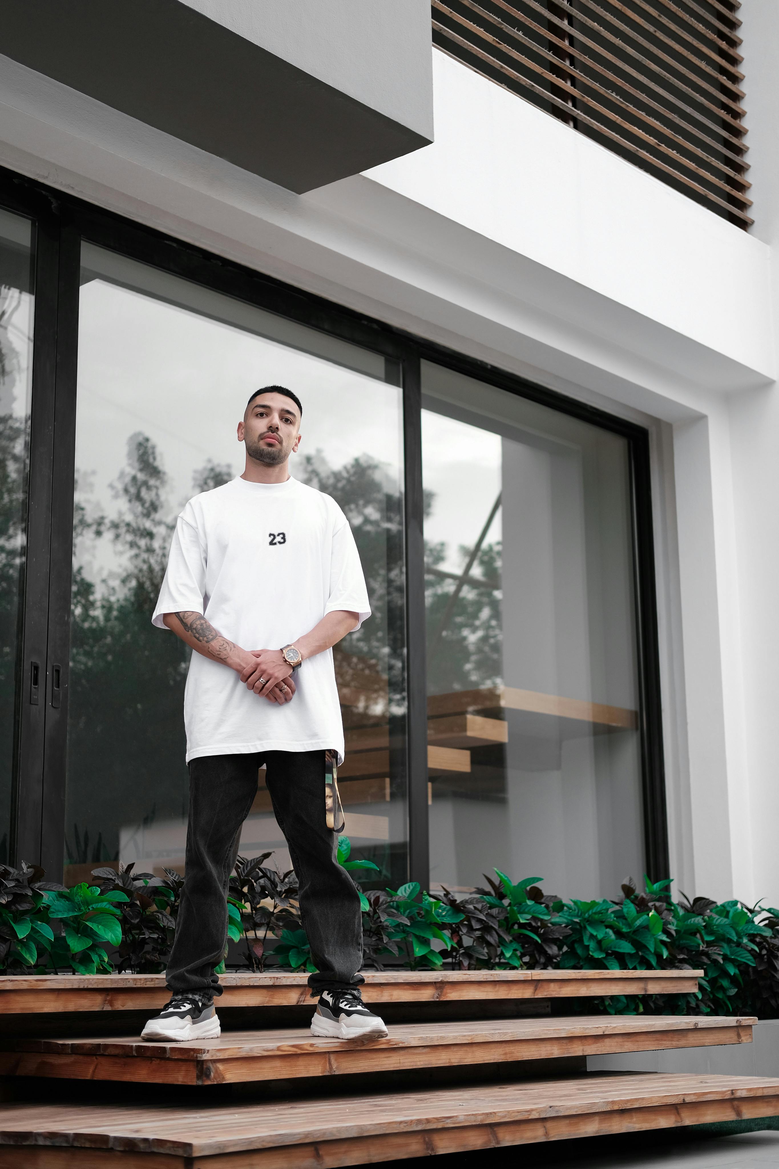 Urban Tee